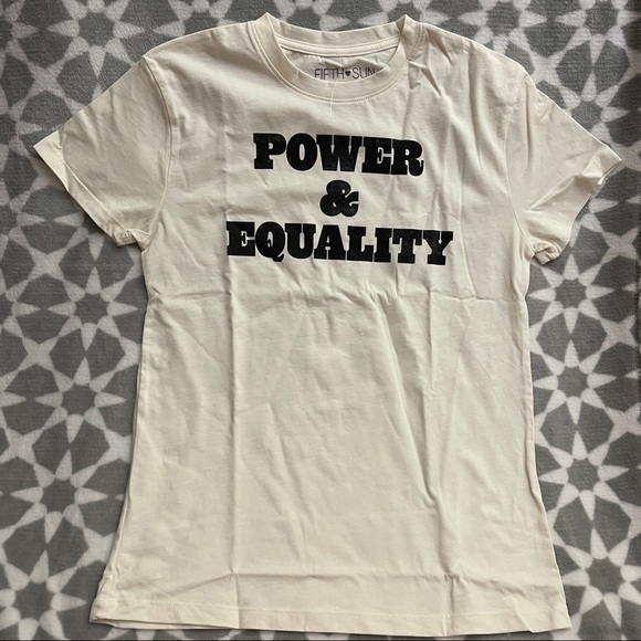 🌸 5 for $25 // Fifth Sun Power & Equality shirt S NWOT - Picture 1 of 4